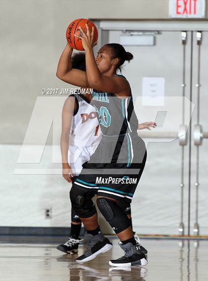 Thumbnail 3 in Pasadena Memorial vs. Dobie (McDonald's Texas Invitational) photogallery.