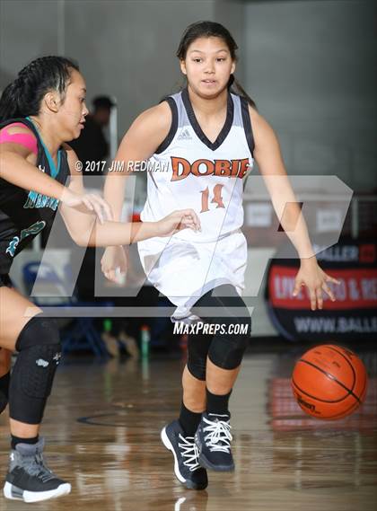 Thumbnail 2 in Pasadena Memorial vs. Dobie (McDonald's Texas Invitational) photogallery.