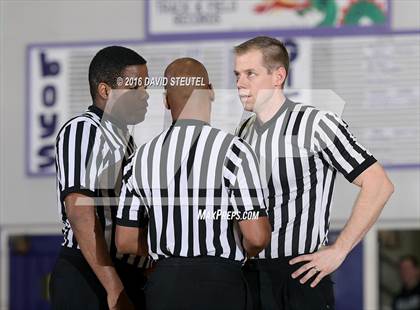 Thumbnail 2 in Washington vs. Oakland Tech (St. Hope Elite Classic) photogallery.