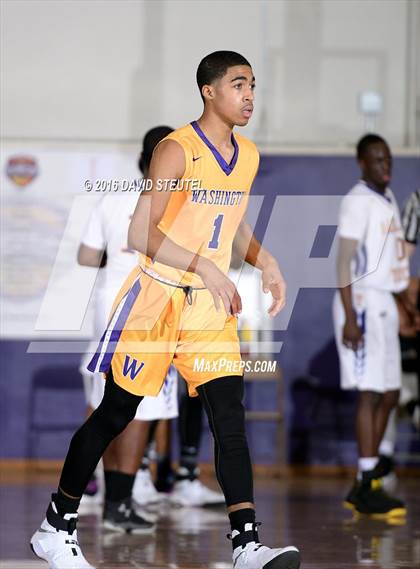 Thumbnail 3 in Washington vs. Oakland Tech (St. Hope Elite Classic) photogallery.