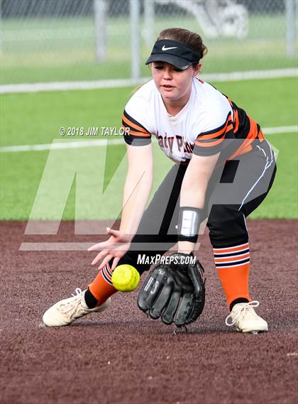 Thumbnail 3 in Springtown vs. Stephenville (UIL 4A Bi-District Playoff) photogallery.