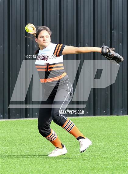 Thumbnail 2 in Springtown vs. Stephenville (UIL 4A Bi-District Playoff) photogallery.