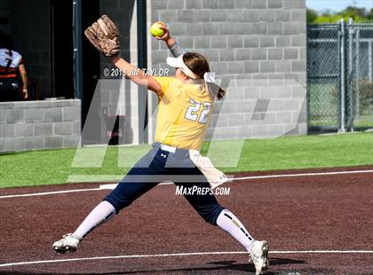 Thumbnail 3 in Springtown vs. Stephenville (UIL 4A Bi-District Playoff) photogallery.