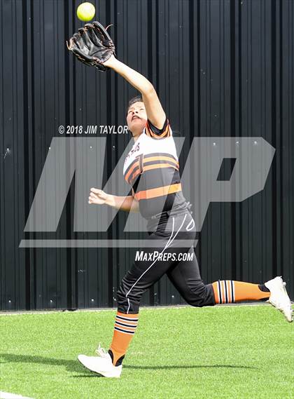 Thumbnail 1 in Springtown vs. Stephenville (UIL 4A Bi-District Playoff) photogallery.