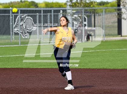 Thumbnail 1 in Springtown vs. Stephenville (UIL 4A Bi-District Playoff) photogallery.