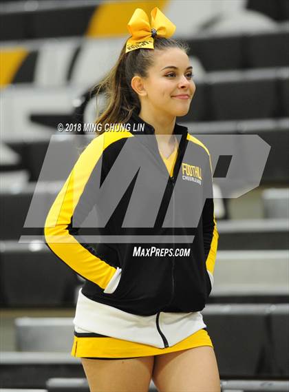 Thumbnail 3 in Redondo Union @ Foothill (CIF SS D2AA Quarterfinal) photogallery.