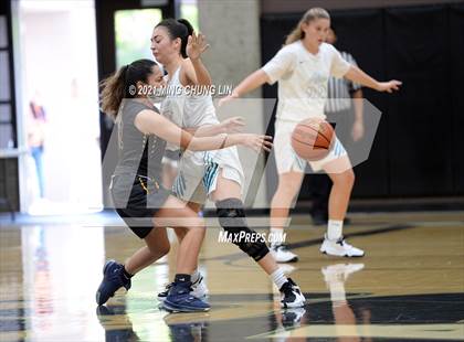 Thumbnail 1 in Warren @ Aliso Niguel photogallery.