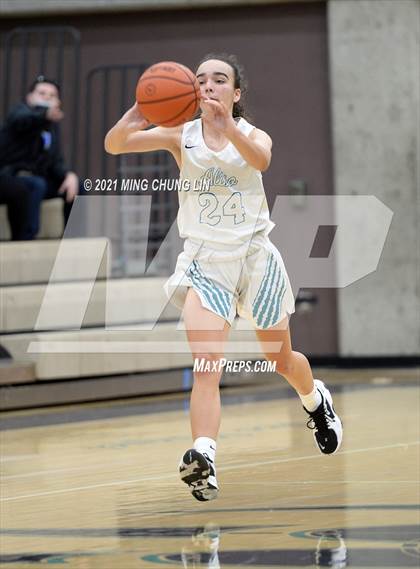 Thumbnail 2 in Warren @ Aliso Niguel photogallery.