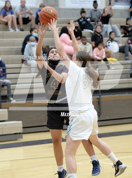 Thumbnail 1 in Warren @ Aliso Niguel photogallery.