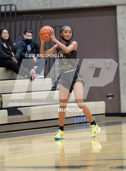 Thumbnail 2 in Warren @ Aliso Niguel photogallery.