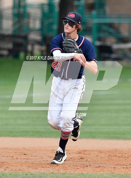 Thumbnail 2 in Kinkaid vs Fort Worth Country Day (SPC Semifinal) photogallery.