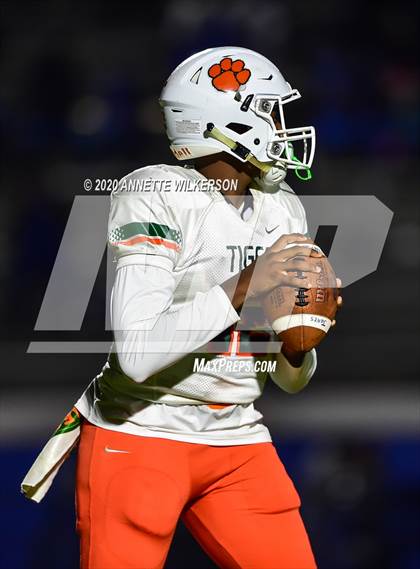 Thumbnail 3 in Jones @  Apopka photogallery.