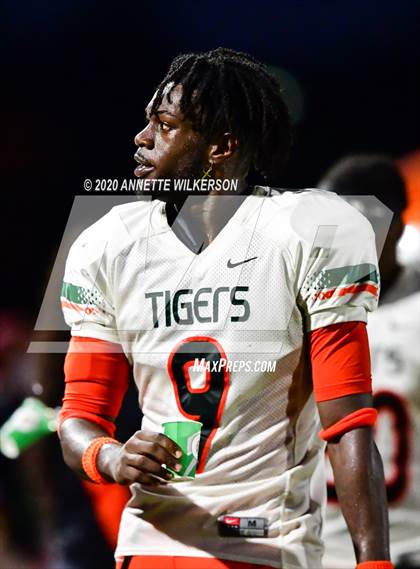 Thumbnail 1 in Jones @  Apopka photogallery.