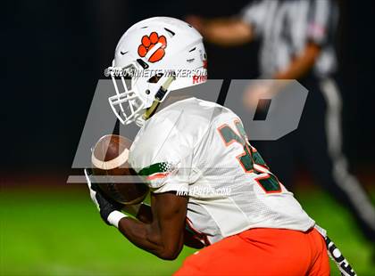 Thumbnail 2 in Jones @  Apopka photogallery.