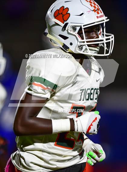 Thumbnail 3 in Jones @  Apopka photogallery.