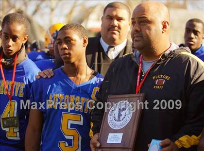 Thumbnail 3 in Automotive vs. South Bronx (PSAL Cup Division Final) photogallery.