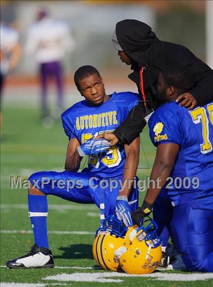 Thumbnail 1 in Automotive vs. South Bronx (PSAL Cup Division Final) photogallery.
