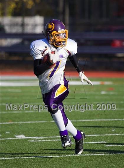 Thumbnail 3 in Automotive vs. South Bronx (PSAL Cup Division Final) photogallery.