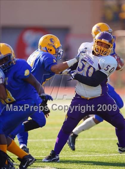 Thumbnail 3 in Automotive vs. South Bronx (PSAL Cup Division Final) photogallery.
