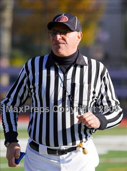Thumbnail 1 in Automotive vs. South Bronx (PSAL Cup Division Final) photogallery.