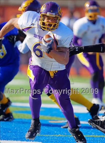 Thumbnail 1 in Automotive vs. South Bronx (PSAL Cup Division Final) photogallery.