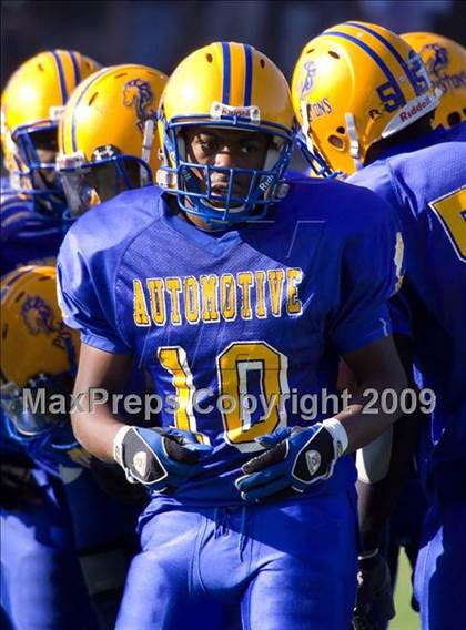 Thumbnail 1 in Automotive vs. South Bronx (PSAL Cup Division Final) photogallery.