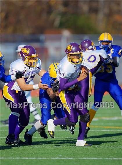 Thumbnail 1 in Automotive vs. South Bronx (PSAL Cup Division Final) photogallery.