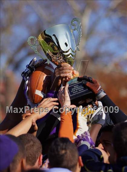 Thumbnail 1 in Automotive vs. South Bronx (PSAL Cup Division Final) photogallery.