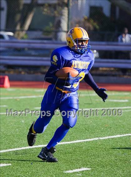 Thumbnail 3 in Automotive vs. South Bronx (PSAL Cup Division Final) photogallery.