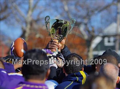 Thumbnail 2 in Automotive vs. South Bronx (PSAL Cup Division Final) photogallery.