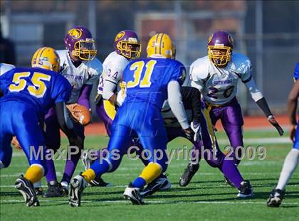 Thumbnail 3 in Automotive vs. South Bronx (PSAL Cup Division Final) photogallery.