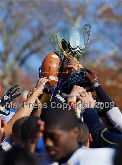 Thumbnail 3 in Automotive vs. South Bronx (PSAL Cup Division Final) photogallery.