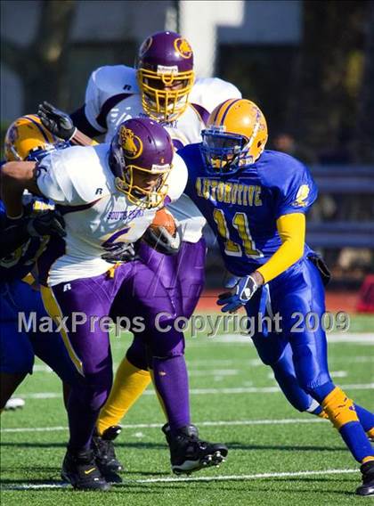 Thumbnail 3 in Automotive vs. South Bronx (PSAL Cup Division Final) photogallery.