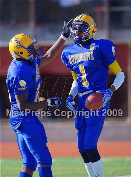 Thumbnail 1 in Automotive vs. South Bronx (PSAL Cup Division Final) photogallery.
