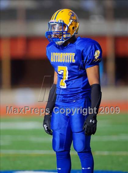 Thumbnail 2 in Automotive vs. South Bronx (PSAL Cup Division Final) photogallery.