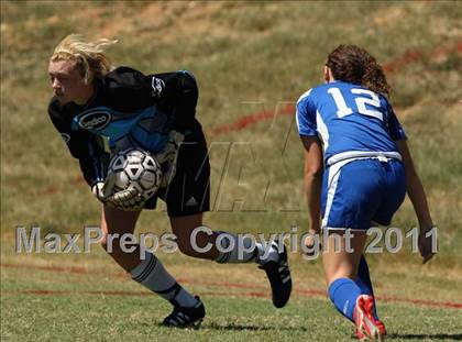 Thumbnail 2 in Greeneville vs Karns (Bearden Invitational) photogallery.