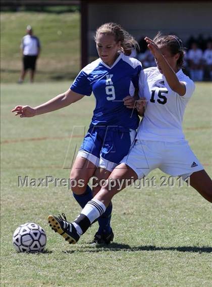 Thumbnail 1 in Greeneville vs Karns (Bearden Invitational) photogallery.