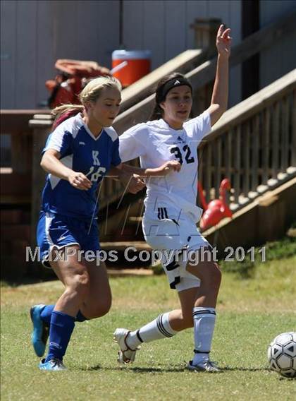 Thumbnail 3 in Greeneville vs Karns (Bearden Invitational) photogallery.