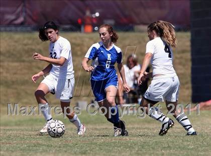 Thumbnail 1 in Greeneville vs Karns (Bearden Invitational) photogallery.