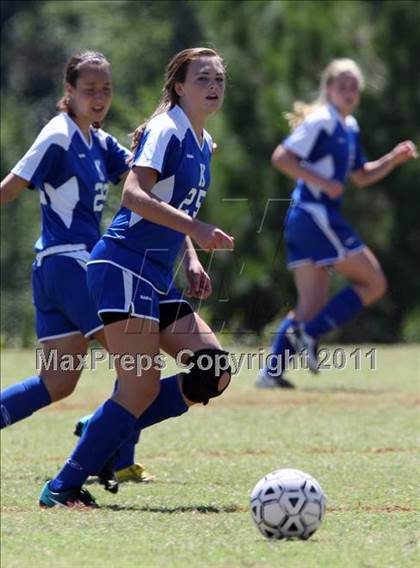 Thumbnail 3 in Greeneville vs Karns (Bearden Invitational) photogallery.