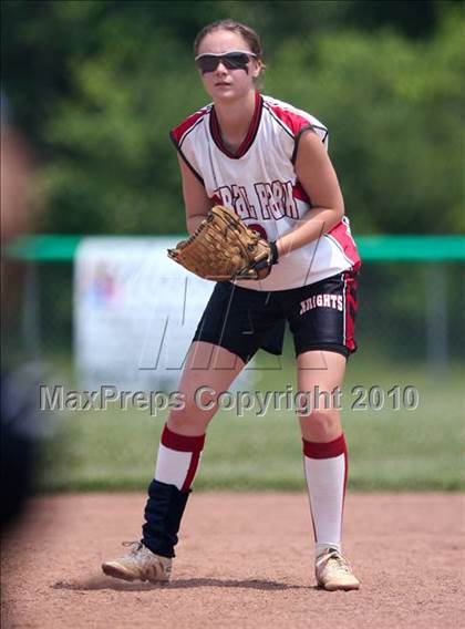 Thumbnail 2 in Floral Park v. Pearl River (NYSPHSAA Class A Semifinal) photogallery.