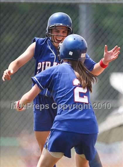 Thumbnail 3 in Floral Park v. Pearl River (NYSPHSAA Class A Semifinal) photogallery.