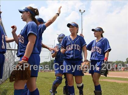 Thumbnail 3 in Floral Park v. Pearl River (NYSPHSAA Class A Semifinal) photogallery.