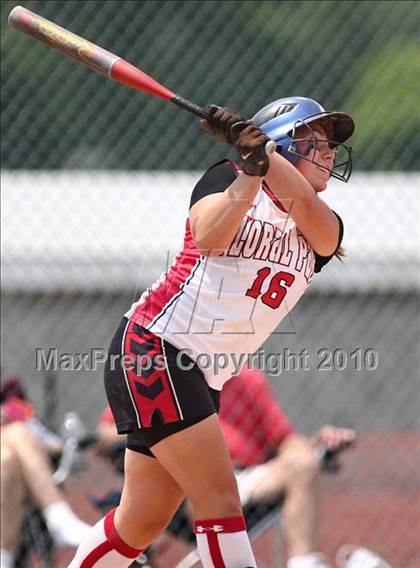 Thumbnail 2 in Floral Park v. Pearl River (NYSPHSAA Class A Semifinal) photogallery.