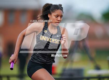 Thumbnail 2 in Red and Gold Relays photogallery.