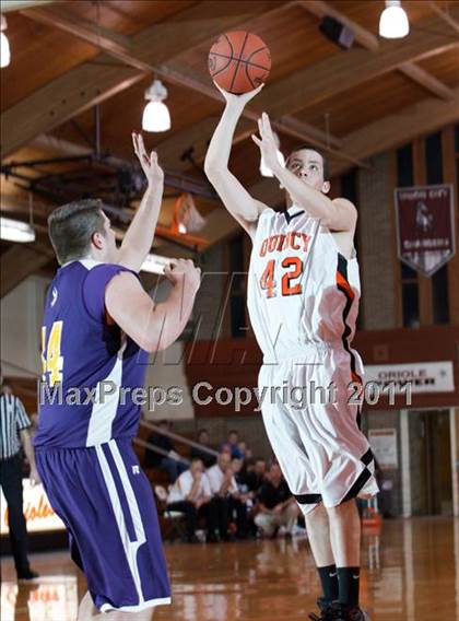 Thumbnail 1 in Bronson @ Quincy photogallery.