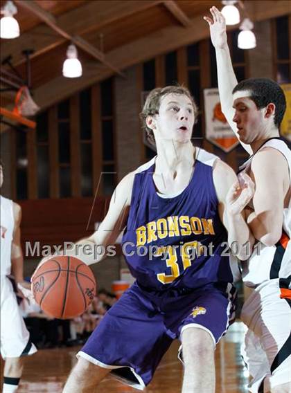Thumbnail 3 in Bronson @ Quincy photogallery.