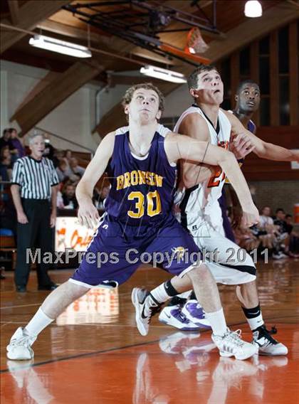 Thumbnail 2 in Bronson @ Quincy photogallery.