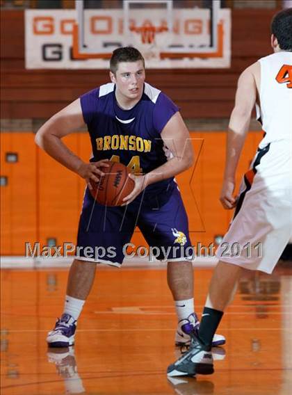 Thumbnail 3 in Bronson @ Quincy photogallery.