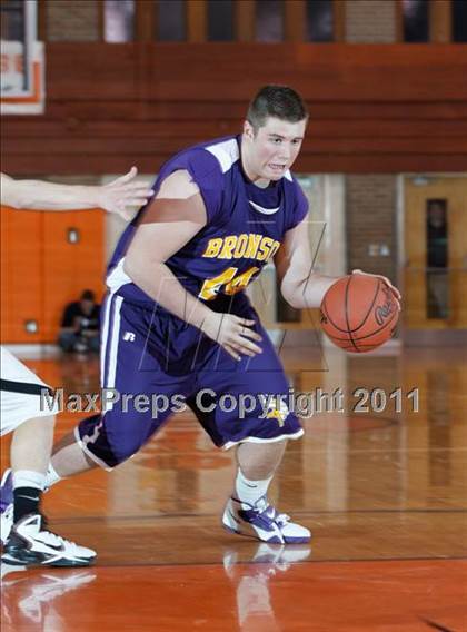 Thumbnail 2 in Bronson @ Quincy photogallery.